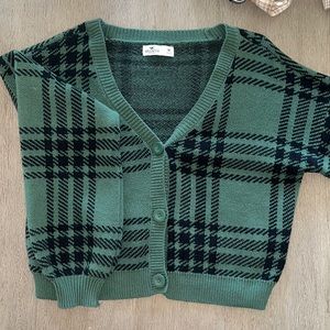 hollister knit cardigan; size medium